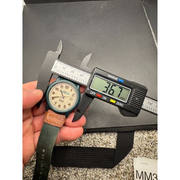 Vtg Timex Expedition Indiglo WR 50 Green Case & Nylon Band 36.7mm Watch - Picture 9 of 9